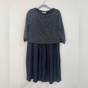 JUST LIVING Chic Black and Gray Dress